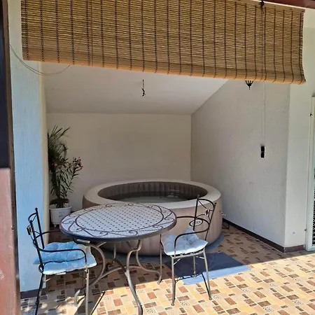 Appartement Aqua Royal *