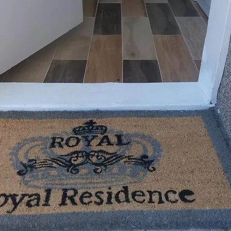 Апартаменты Aqua Royal *